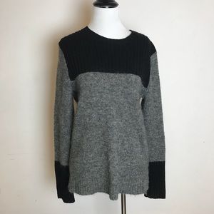FOSSIL gray and black sweater
